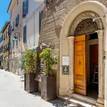 Residenza Ricasoli Centro Storico 3*